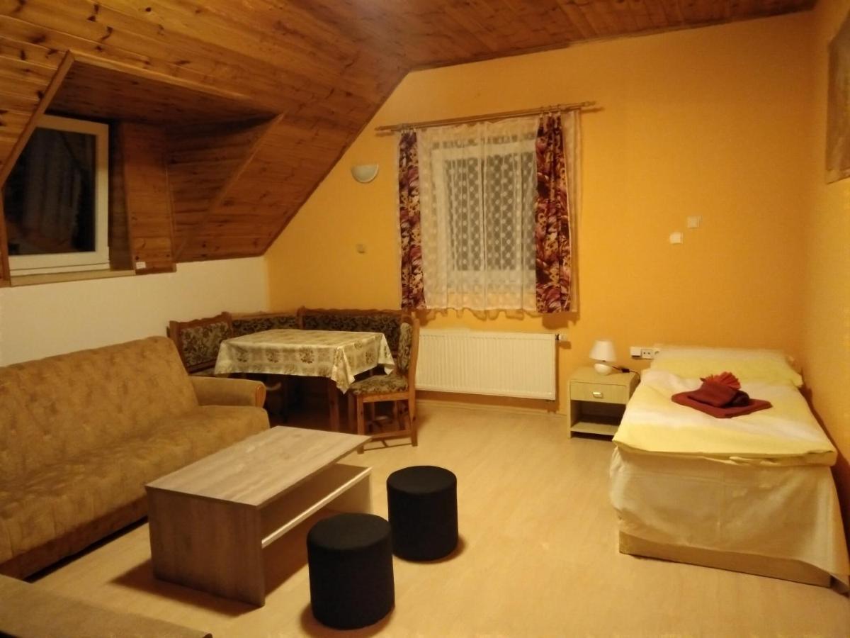 Prosec  Apartman V Zachranne Stanici Pasicka מראה חיצוני תמונה